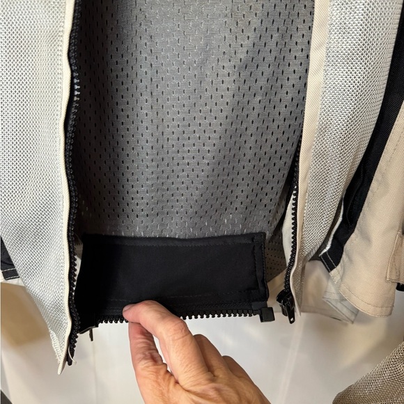 SEDICI 16 Performance Motorcycle Armour Jacket size Medium D1.12 - Picture 11 of 12